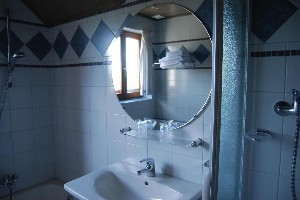 Achêne Hostellerie Gilain חדר תמונה