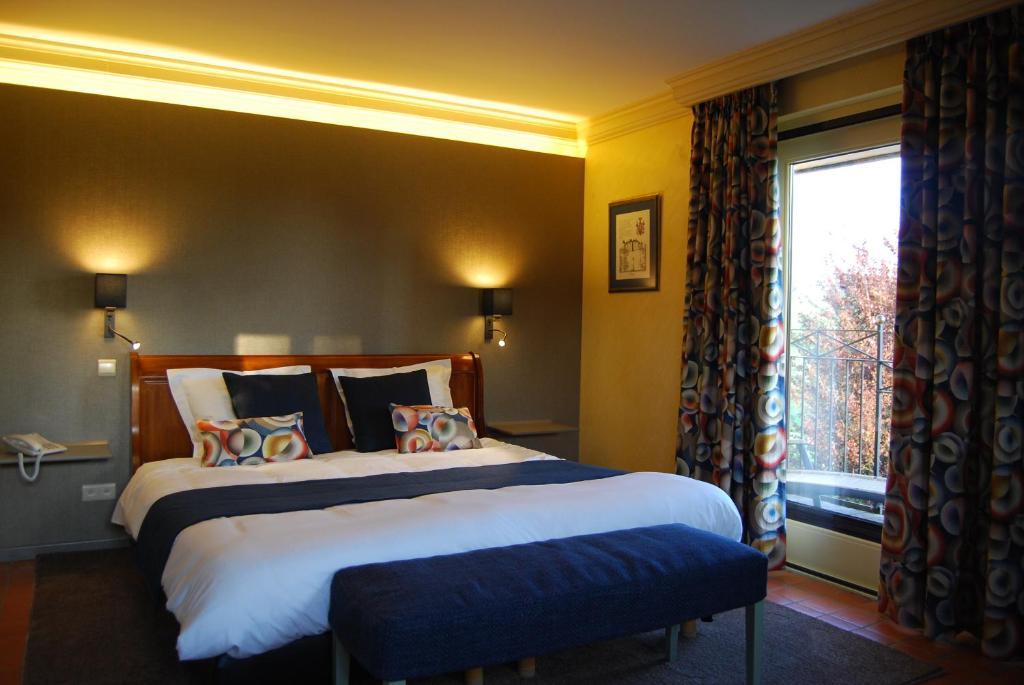 Achêne Hostellerie Gilain מראה חיצוני תמונה